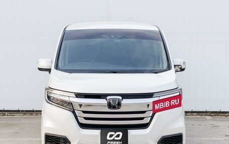 Honda Stepwgn IV, 2018 год, 2 799 000 рублей, 3 фотография