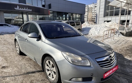 Opel Insignia II рестайлинг, 2010 год, 899 000 рублей, 3 фотография