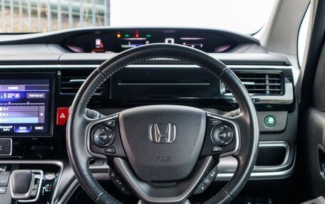 Honda Stepwgn IV, 2018 год, 2 799 000 рублей, 25 фотография