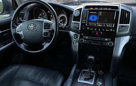 Toyota Land Cruiser 200, 2012 год, 3 700 000 рублей, 9 фотография