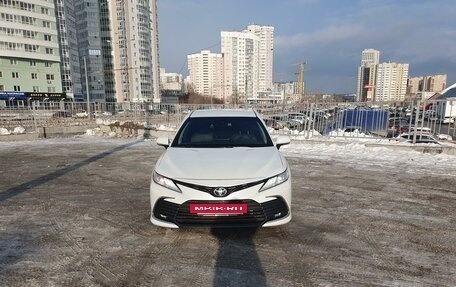 Toyota Camry, 2021 год, 5 000 100 рублей, 14 фотография