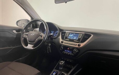 Hyundai Solaris II рестайлинг, 2018 год, 1 468 000 рублей, 10 фотография
