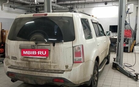 Honda Pilot III рестайлинг, 2013 год, 2 346 000 рублей, 3 фотография