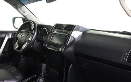 Toyota Land Cruiser Prado 150 рестайлинг 2, 2015 год, 3 797 000 рублей, 11 фотография