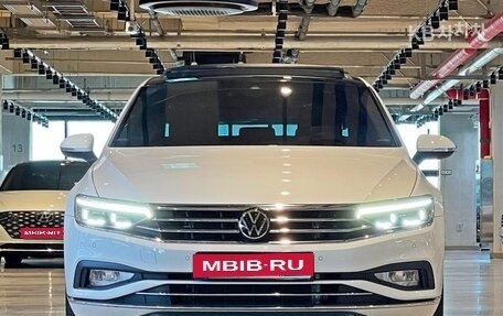 Volkswagen Passat B8 рестайлинг, 2021 год, 1 900 200 рублей, 1 фотография