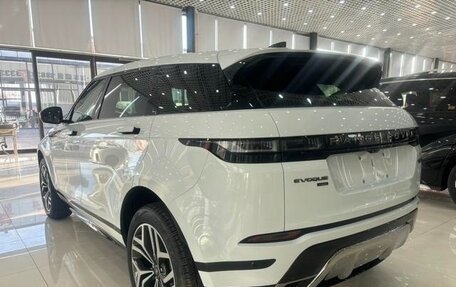 Land Rover Range Rover Evoque II, 2023 год, 5 750 000 рублей, 11 фотография