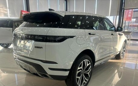 Land Rover Range Rover Evoque II, 2023 год, 5 750 000 рублей, 15 фотография
