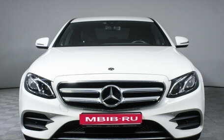 Mercedes-Benz E-Класс, 2018 год, 4 699 000 рублей, 2 фотография