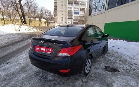 Hyundai Solaris II рестайлинг, 2012 год, 848 000 рублей, 3 фотография