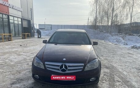 Mercedes-Benz C-Класс, 2008 год, 925 000 рублей, 1 фотография