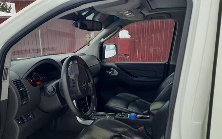 Nissan Pathfinder, 2011 год, 1 620 000 рублей, 12 фотография