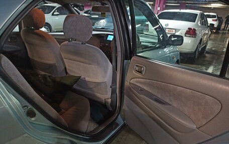 Toyota Prius IV XW50, 1998 год, 230 000 рублей, 12 фотография