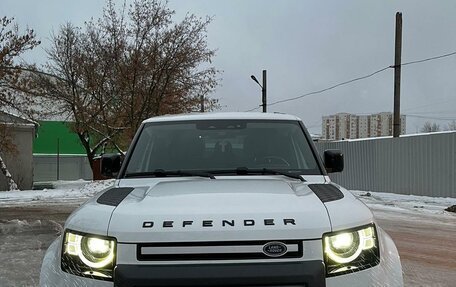 Land Rover Defender II, 2021 год, 7 200 000 рублей, 2 фотография