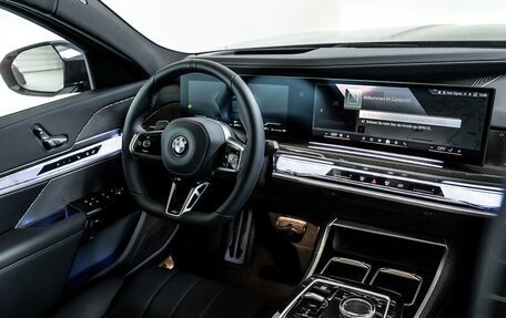 BMW 7 серия, 2023 год, 15 900 000 рублей, 10 фотография