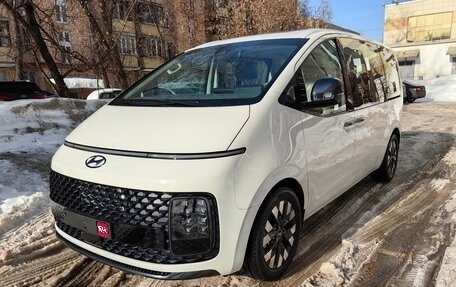 Hyundai Staria, 2023 год, 7 600 000 рублей, 3 фотография