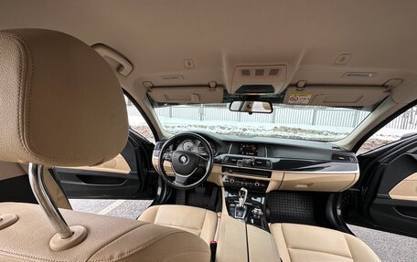 BMW 5 серия, 2016 год, 2 430 000 рублей, 15 фотография