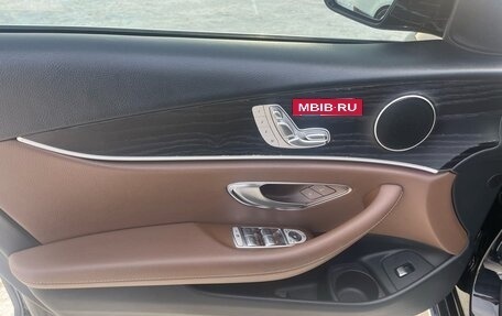 Mercedes-Benz E-Класс, 2017 год, 3 500 000 рублей, 9 фотография