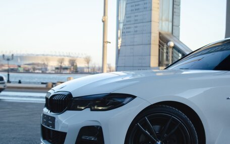 BMW 3 серия, 2019 год, 3 950 000 рублей, 10 фотография