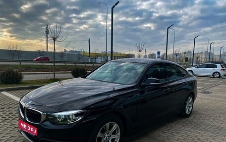 BMW 3 серия, 2020 год, 2 760 000 рублей, 14 фотография