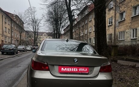 BMW 5 серия, 2004 год, 1 400 000 рублей, 2 фотография