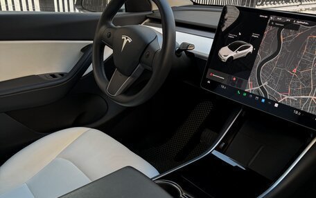 Tesla Model Y I, 2020 год, 4 000 000 рублей, 12 фотография