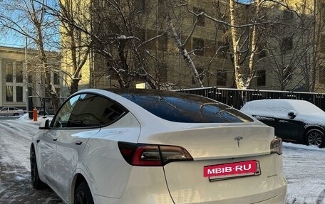 Tesla Model Y I, 2020 год, 4 000 000 рублей, 9 фотография