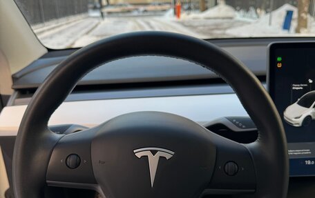 Tesla Model Y I, 2020 год, 4 000 000 рублей, 19 фотография