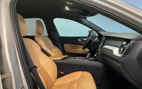 Volvo XC60 II, 2018 год, 3 985 000 рублей, 10 фотография