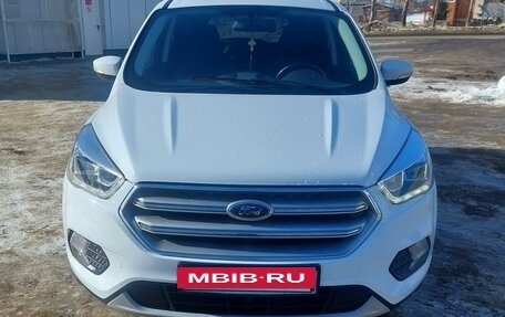 Ford Kuga III, 2018 год, 2 250 000 рублей, 2 фотография