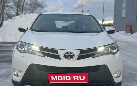 Toyota RAV4, 2014 год, 1 949 000 рублей, 2 фотография
