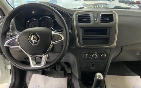 Renault Logan II, 2018 год, 840 000 рублей, 14 фотография