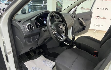 Renault Logan II, 2018 год, 840 000 рублей, 9 фотография