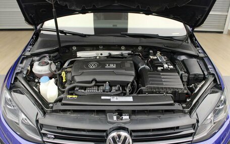 Volkswagen Golf R VII, 2019 год, 4 200 000 рублей, 26 фотография