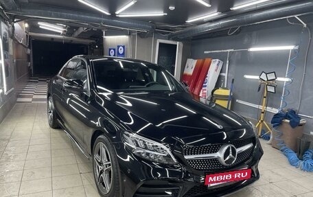 Mercedes-Benz C-Класс, 2018 год, 4 500 000 рублей, 3 фотография
