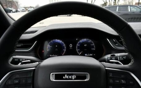 Jeep Grand Cherokee, 2023 год, 8 250 000 рублей, 11 фотография