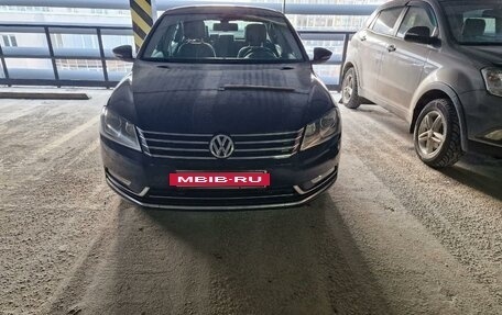 Volkswagen Passat B7, 2011 год, 1 200 000 рублей, 2 фотография