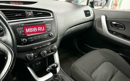 KIA cee'd III, 2015 год, 1 425 000 рублей, 21 фотография