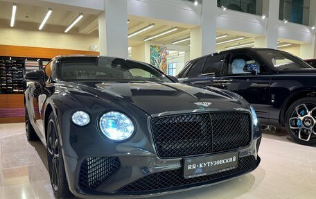 Bentley Continental GT III, 2021 год, 27 200 000 рублей, 2 фотография