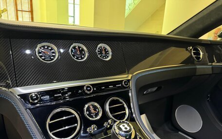 Bentley Continental GT III, 2021 год, 27 200 000 рублей, 11 фотография