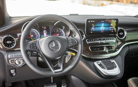 Mercedes-Benz V-Класс, 2023 год, 9 900 000 рублей, 10 фотография