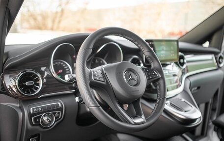 Mercedes-Benz V-Класс, 2023 год, 9 900 000 рублей, 8 фотография