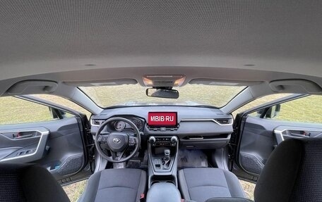 Toyota RAV4, 2019 год, 3 150 000 рублей, 16 фотография