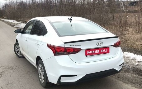 Hyundai Solaris II рестайлинг, 2018 год, 1 500 000 рублей, 4 фотография
