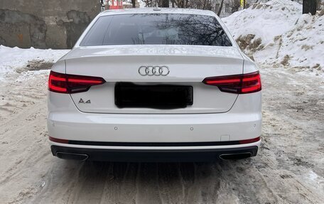 Audi A4, 2019 год, 2 750 000 рублей, 15 фотография