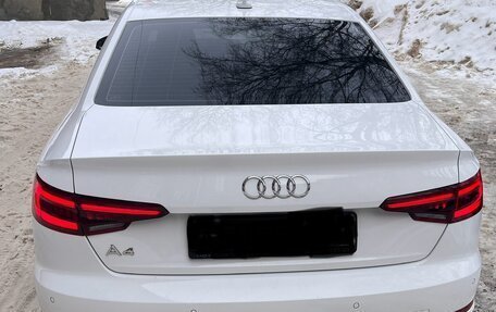 Audi A4, 2019 год, 2 750 000 рублей, 14 фотография