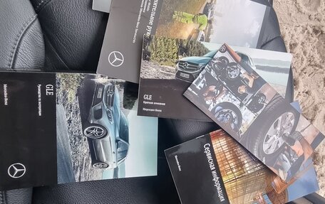 Mercedes-Benz GLE, 2018 год, 6 150 000 рублей, 26 фотография