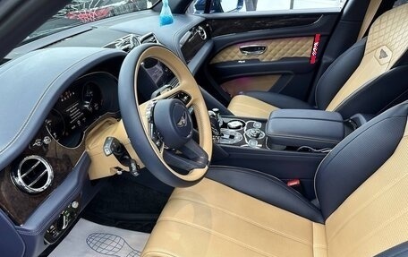 Bentley Bentayga I, 2021 год, 27 300 000 рублей, 6 фотография
