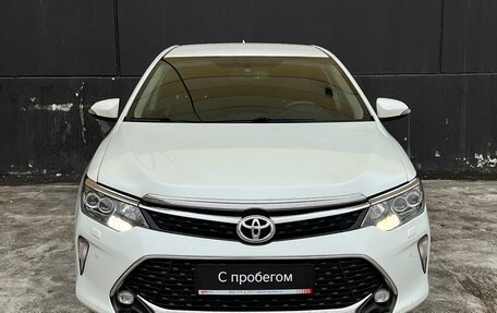 Toyota Camry, 2017 год, 2 249 000 рублей, 2 фотография
