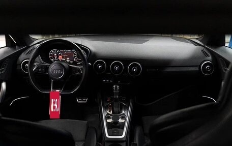 Audi TT, 2015 год, 3 730 000 рублей, 15 фотография