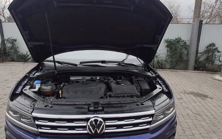 Volkswagen Tiguan II, 2021 год, 2 750 000 рублей, 23 фотография